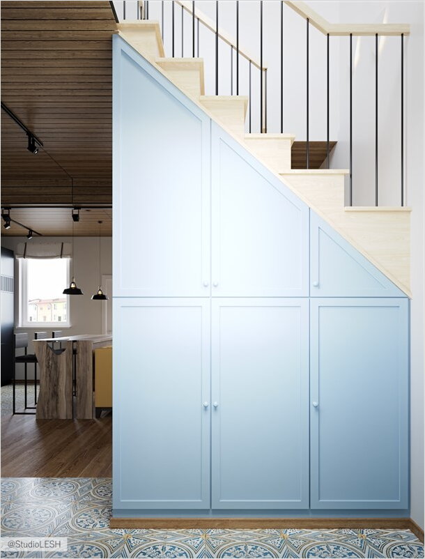 Дизайн прихожей, кладовка под лестницей, хранение