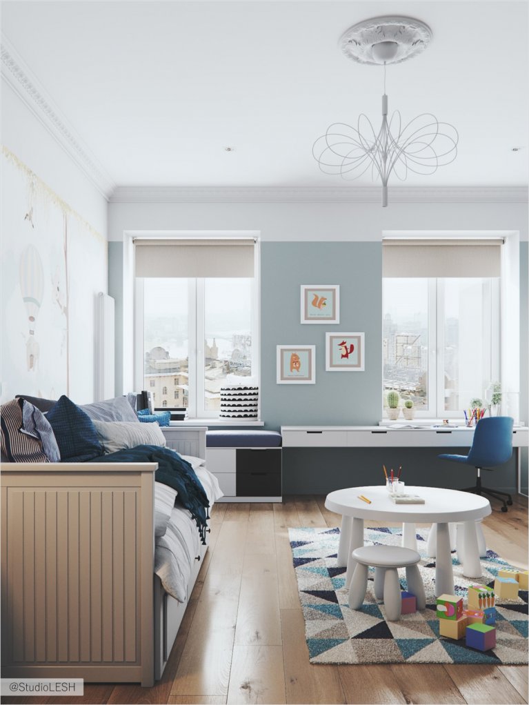 Игровая зона в детской комнате с детским столиком