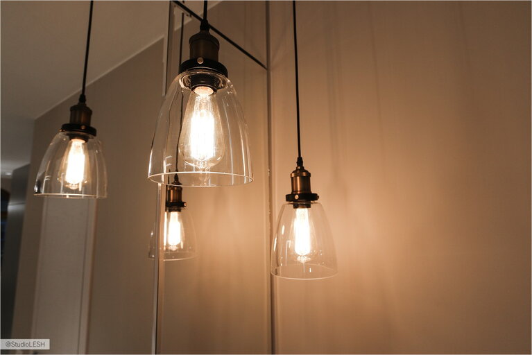 Дизайнерский свет в прихожей