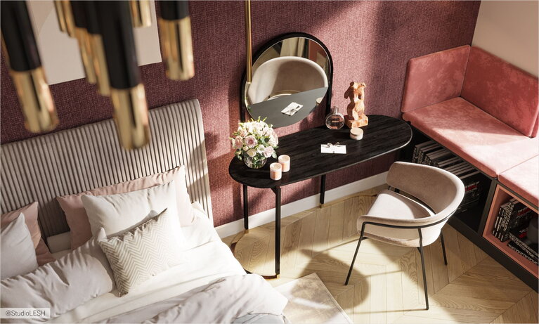 Столик для маникюра в спальне 