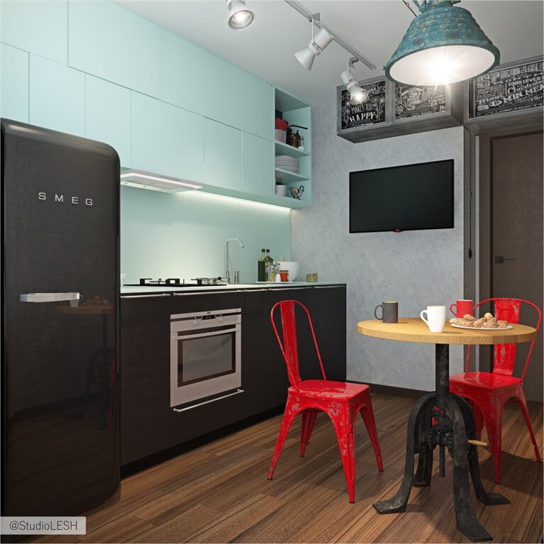 Кухонный гарнитур и стол