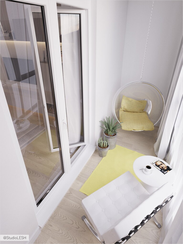 Белый балкон