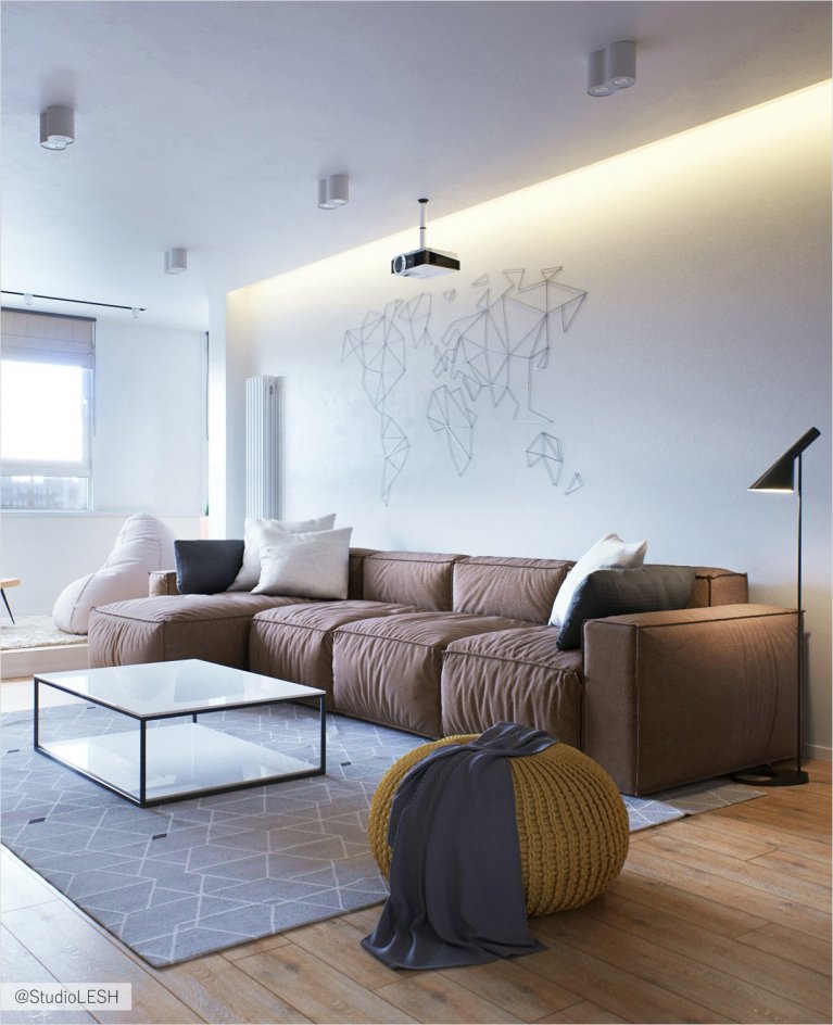 Мягкий диван в гостиной