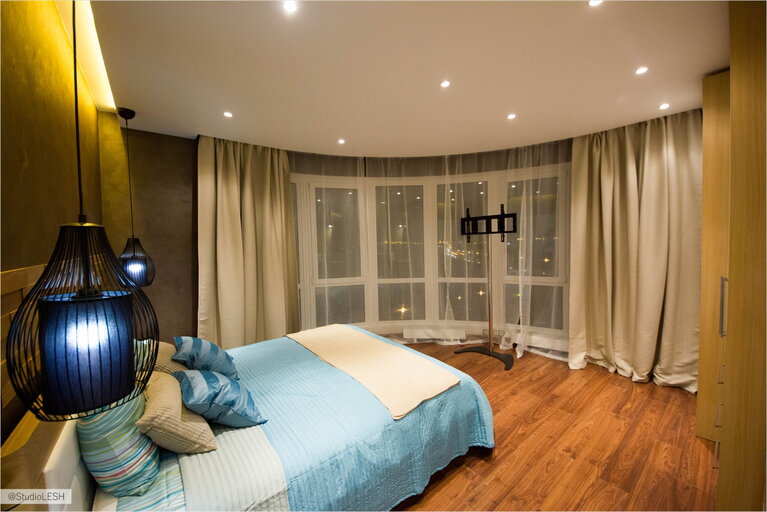 Необычная планировка спальни