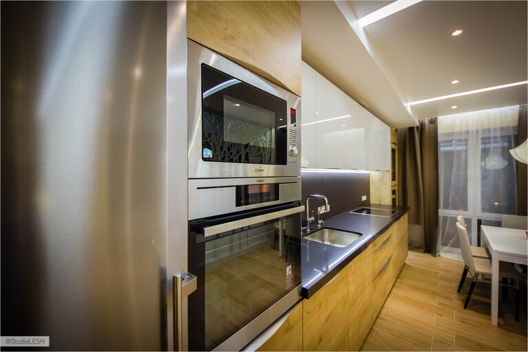 Кухонный гарнитур из массива